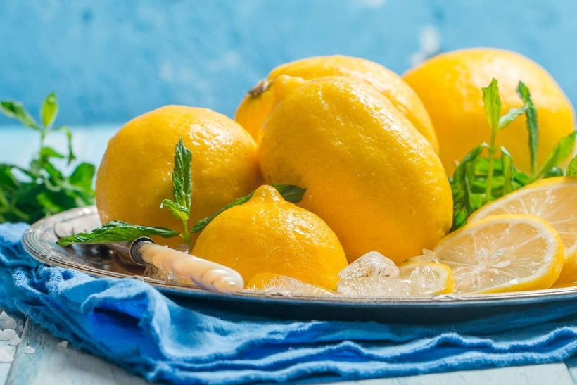 Axit citric có trong chanh có thể giúp ngăn ngừa sỏi thận bằng cách tăng mức citrate trong nước tiểu.