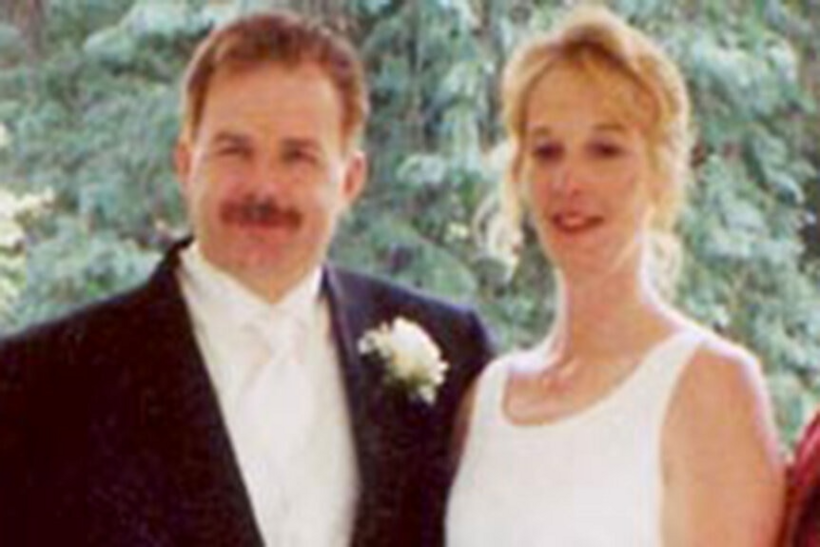 Stacey Castor và David Castor. Ảnh: Oxygen