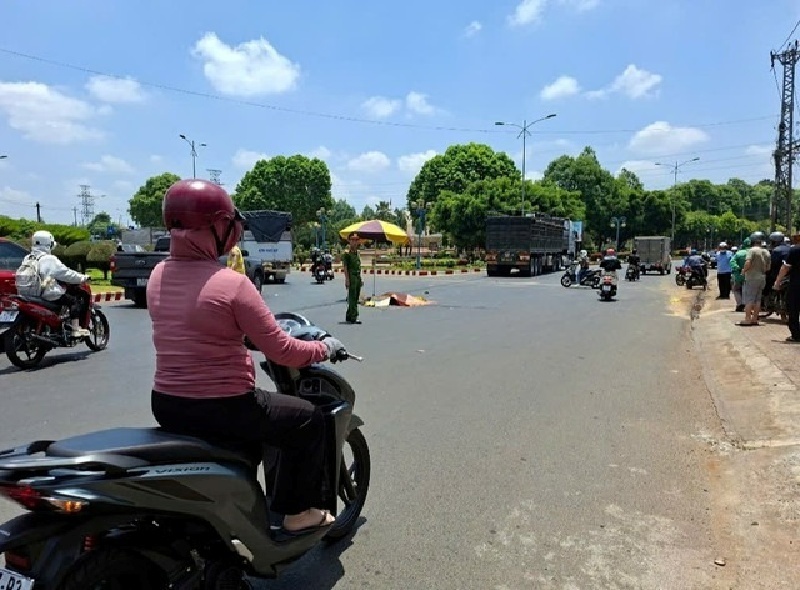 Hiện trường xảy ra vụ tai nạn. Ảnh: Báo Sức khỏe và Đời sống.