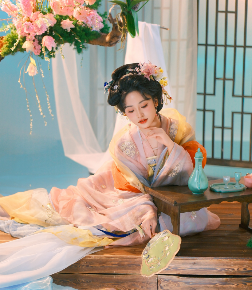 "Nữ thần thanh xuân" từng bị chê bai thậm tệ bất ngờ "lột xác ngoạn mục" gây chấn động Cbiz - 3