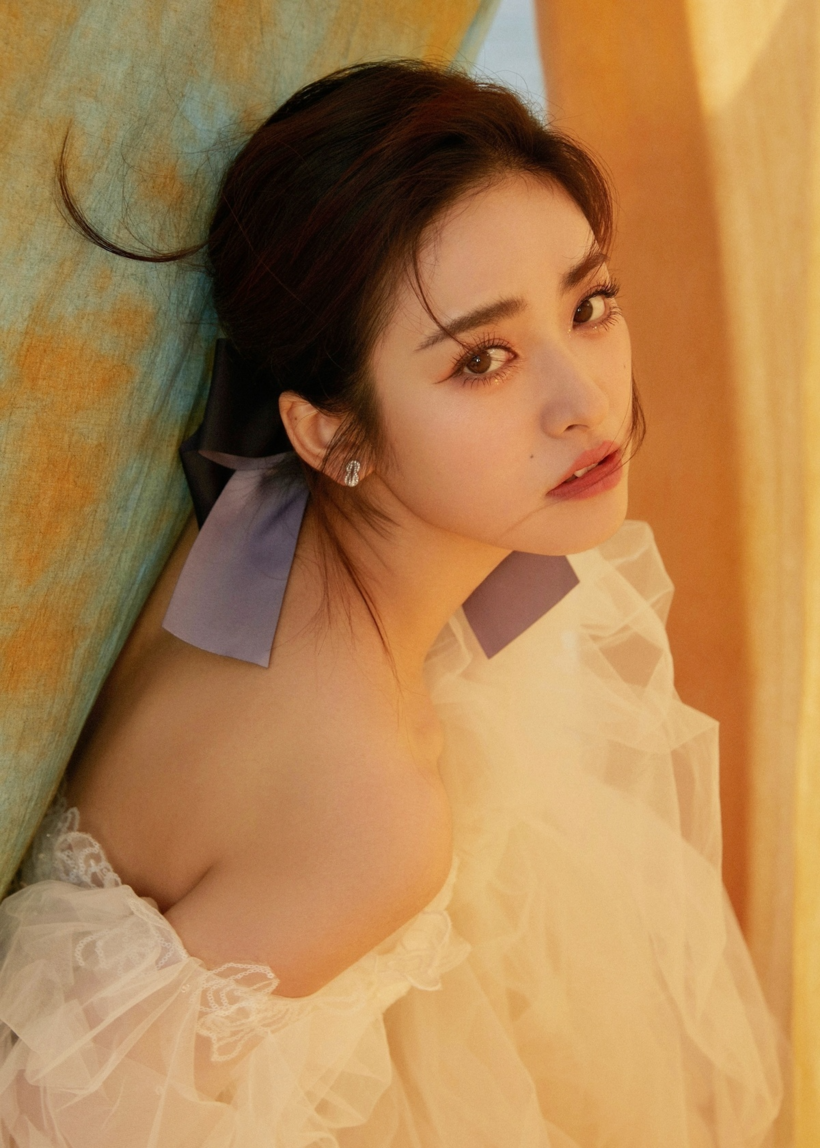 Thẩm Nguyệt đang nỗ lực để thay đổi.