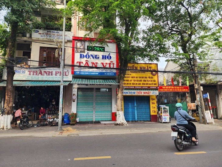 Hiện trường nơi xảy ra vụ việc. (Ảnh: Tuổi trẻ)