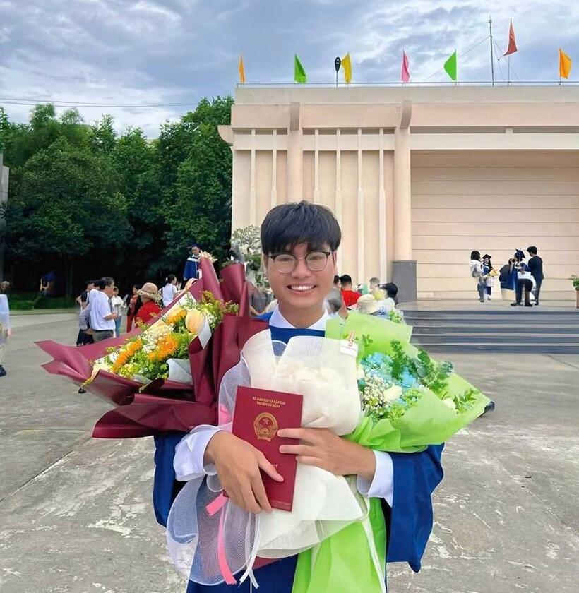 Bạn Nguyễn Duy Tân - sinh viên ngành Khoa học sự sống ứng dụng&nbsp; tại Đại học Kyoto, sinh viên vừa nhận được học bổng Ajinomoto ASEAN + One năm học 2024-2025.