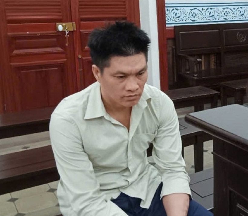 Bị cáo Tiến tại phiên xét xử. Ảnh: Người đưa tin