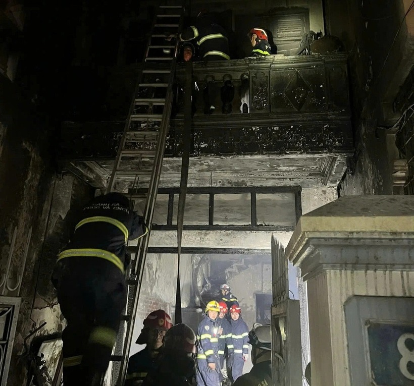 Hiện trường ngôi nhà xảy ra hỏa hoạn làm 2 người tử vong. (Ảnh: Cơ quan công an)