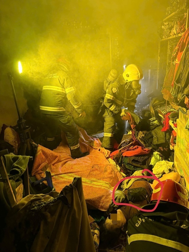 Sai lầm “chết người” do tâm lý tiếc của, quay lại đám cháy để lấy tài sản. (Ảnh: ANTĐ)