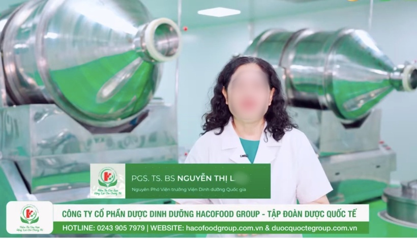 PGS.TS Nguyễn Thị L. xuất hiện trong video giới thiệu về Công ty Cổ phần dược dinh dưỡng Hacofood Group. Ảnh chụp màn hình