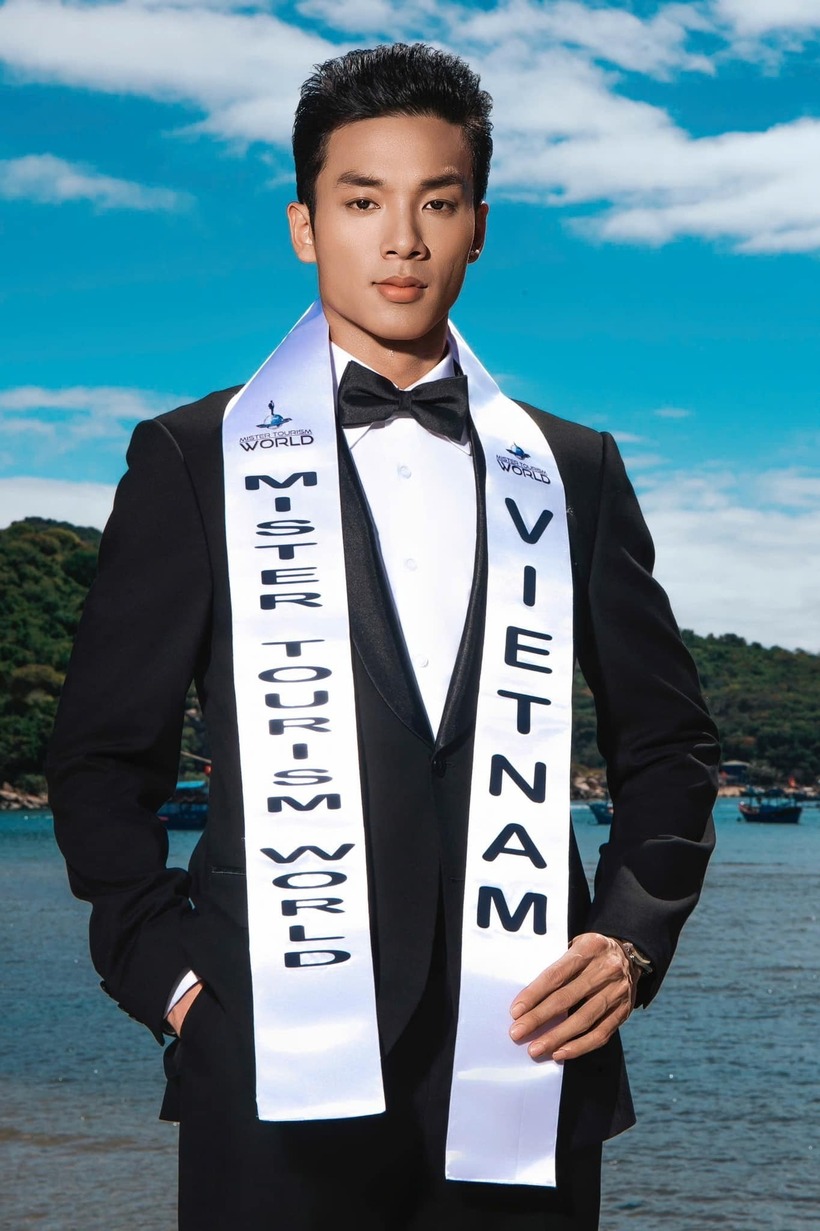 Tổ chức Nam vương Du lịch Thế giới thông báo điều chỉnh lại kết quả của cuộc thi Nam vương Du lịch Thế giới 2025, đại diện Việt Nam Hưng Nguyễn từ Nam vương thành Á vương 1. Ảnh: Tiền Phong