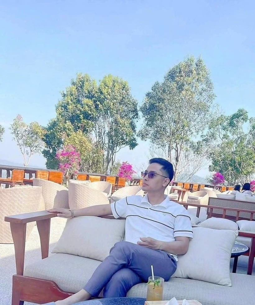 Mặc dù không nghề nghiệp ổn định nhưng trang cá nhân của Bùi Đình Khánh luôn thể hiện một cuộc sống sang chảnh. (Ảnh: Công lý)