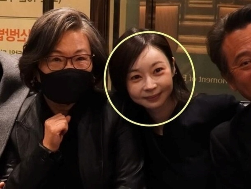 Nhan sắc của nữ diễn viên trong lần hiếm hoi lộ diện.