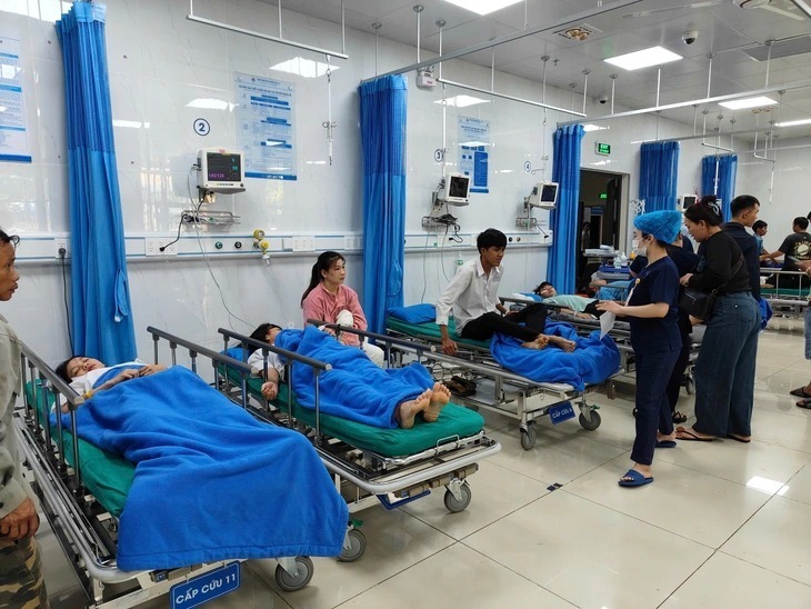 Sau khi sự việc xảy ra, người dân địa phương đã kịp thời đưa các nạn nhân đi cấp cứu tại các cơ sở y tế.