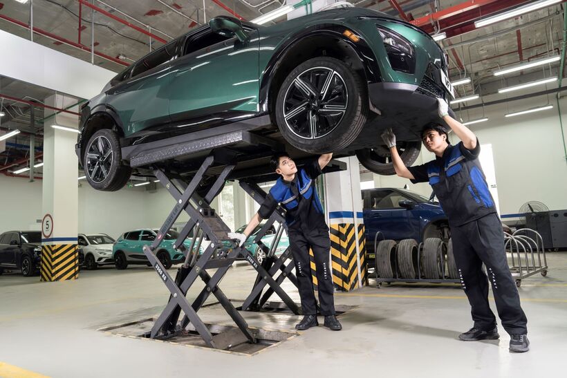 Trạm sạc khắp nơi, dịch vụ hậu mãi 5 sao: Lý do VinFast chinh phục khách hàng Việt - 3