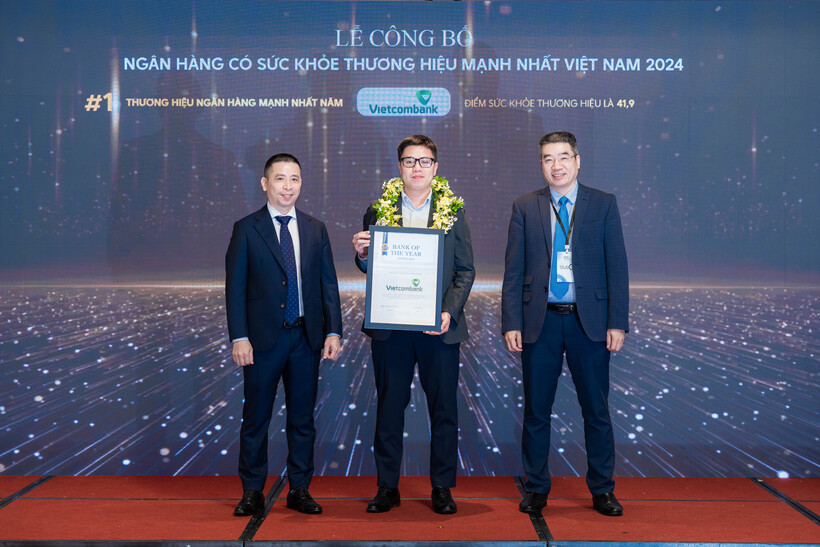 Vietcombank tiếp tục dẫn đầu ngành ngân hàng về sức khỏe thương hiệu - 1