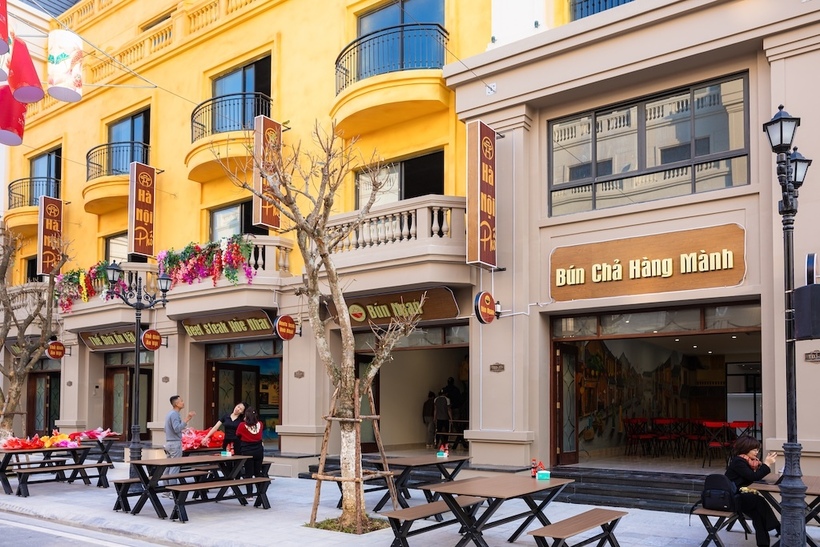 Thiết kế đa công năng tại Asia Vibe giúp chủ nhân có thể vừa ở vừa khai thác kinh doanh