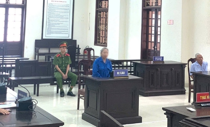 Bị cáo Nguyễn Thị Thủy tại phiên tòa. Ảnh: Công Lý