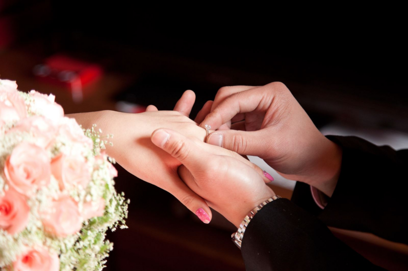 Vợ cắt đứt liên lạc khi biết chồng mắc bệnh, qua đời, bất ngờ quay lại đòi tài sản và cái kết - 1