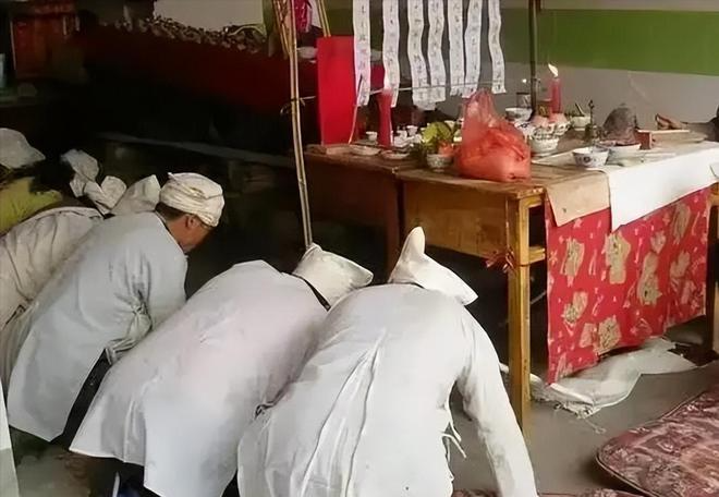 Trần Húc qua đời, vợ anh cũng không về. Ảnh: 163