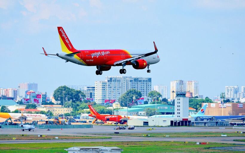 Tàu bay mới Airbus A321neo ACF của Vietjet đã hạ cánh tại sân bay quốc tế Tân Sơn Nhất, TP. Hồ Chí Minh