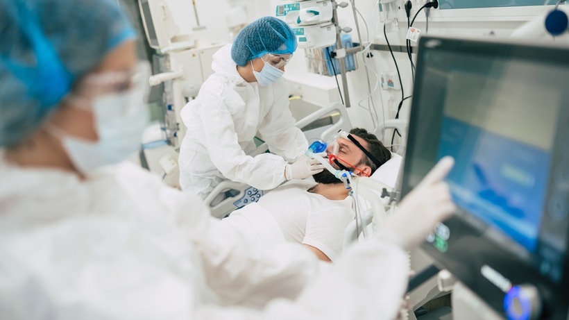 Bệnh viện rút nhầm máy thở khiến bệnh nhân tử vong thương tâm. Ảnh minh họa: Getty Images