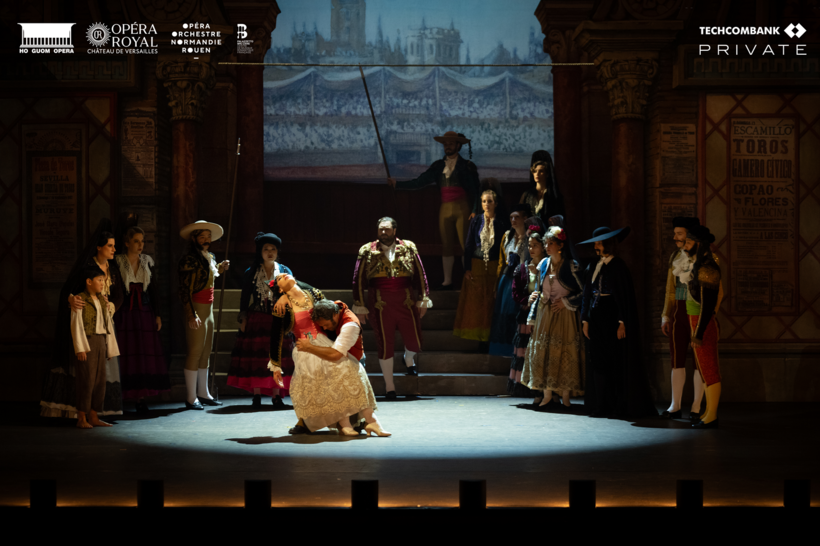 Trích đoạn vở diễn Opera Carmen trên sân khấu Nhà hát Hồ Gươm
