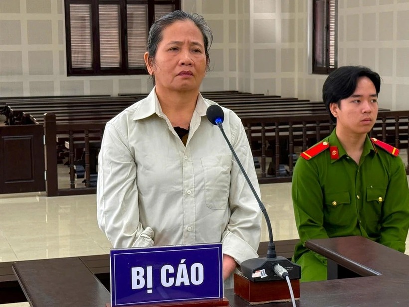 Bị cáo Lan tại toà. (Ảnh: Pháp luật TP.HCM)