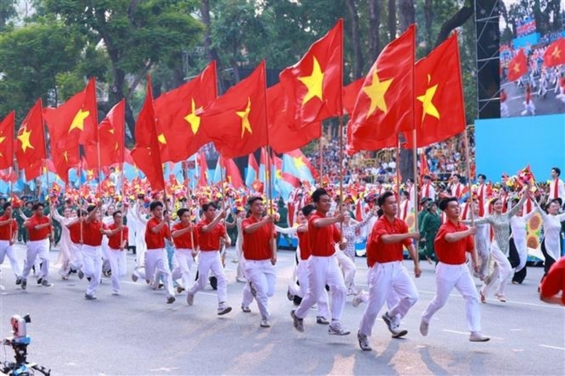 Chương trình nghệ thuật “Rạng rỡ non sông Việt Nam”.