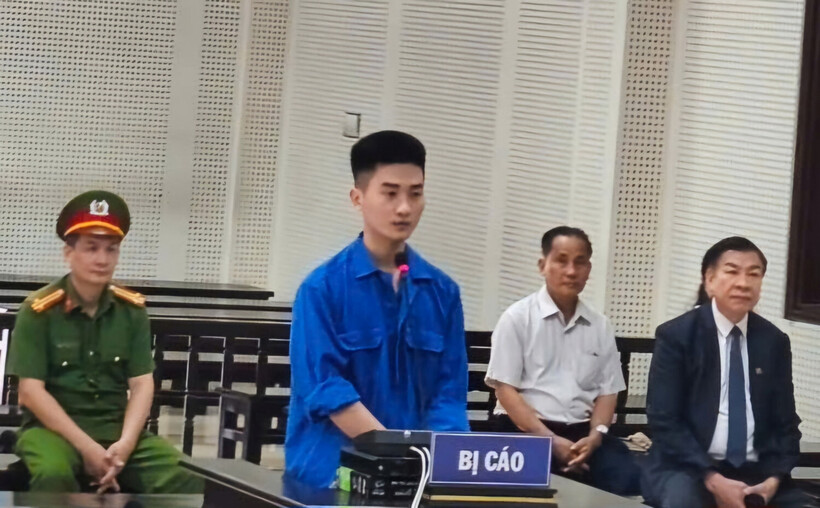 Bị cáo Nguyễn Hồng Phúc tại phiên tòa.