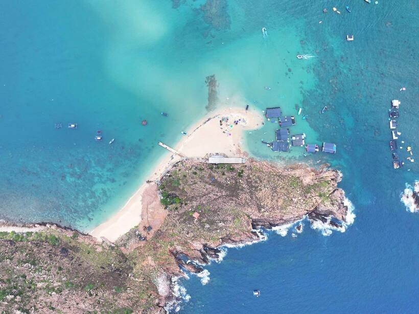 Khu vực đào Hòn Khô nơi xảy ra vụ tai nạn nghiêm trọng làm khách du lịch tử vong. Ảnh: Sơn Tùng