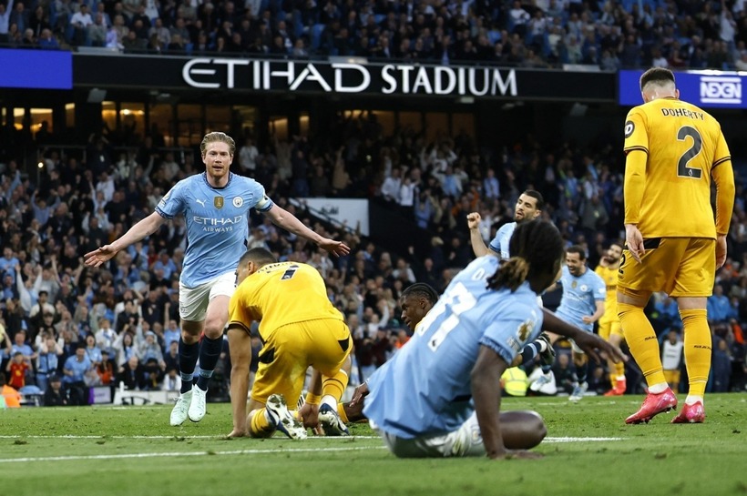 Kết quả bóng đá hôm nay ngày 3/5: Man City nhọc nhằn đánh bại Wolves.