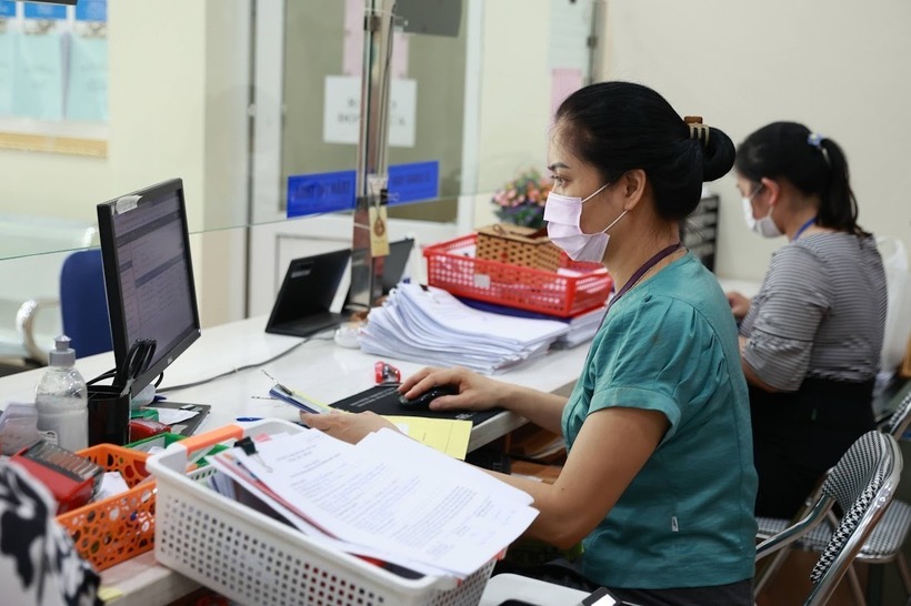 Theo Công văn 1814/BNV-TCBC của Bộ Nội vụ, có hai nhóm đối tượng phải nghỉ việc trước thời điểm kết thúc lộ trình sắp xếp tổ chức bộ máy. Ảnh minh họa