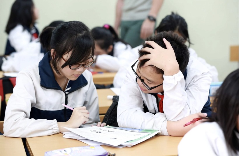 Theo quy định tại Thông tư 29/2024 (Thông tư 29), người dạy thêm ngoài nhà trường không yêu cầu phải có bằng sư phạm. Ảnh minh họa