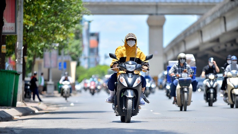 Nắng nóng gay gắt tiếp tục lan rộng ra hầu hết các khu vực trên cả nước. Ảnh minh hoạ.