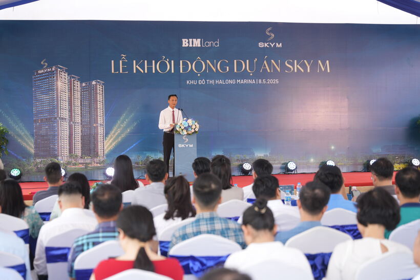 Ông Bùi Anh Đào – Phó Tổng Giám đốc phụ trách khối Xây dựng Tập đoàn BIM phát biểu tại sự kiện khởi động dự án SkyM.