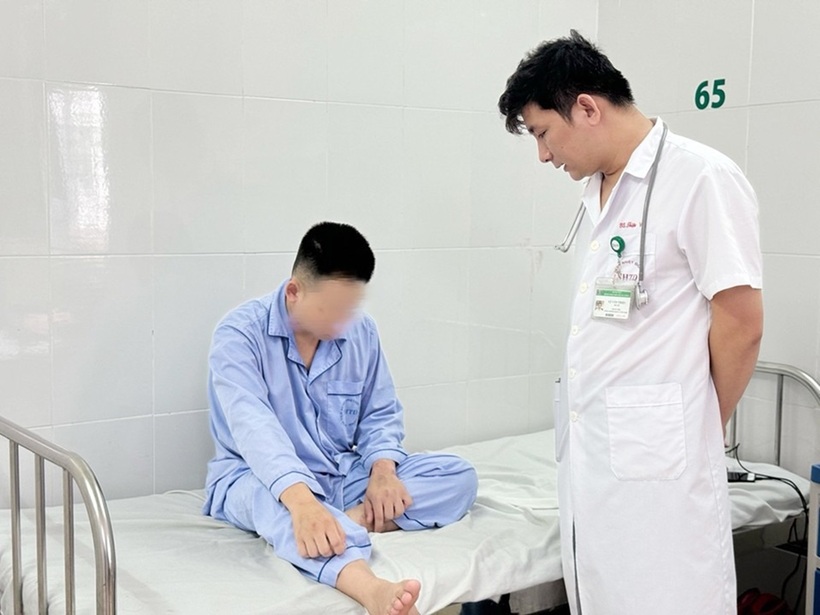 Bệnh nhân thời điểm nhập viện. Ảnh: Tuổi trẻ Thủ đô