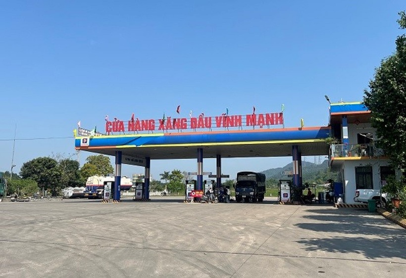 Các cây xăng truyền thống đang có thêm một “trợ lý số” đắc lực