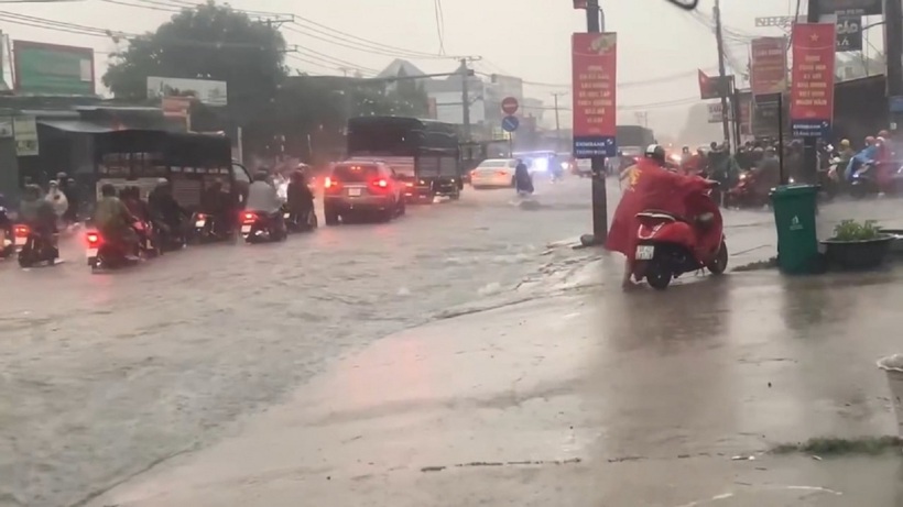 Điểm ngập ngã ba Phú Sơn huyện Trảng Bom. Ảnh: VOV