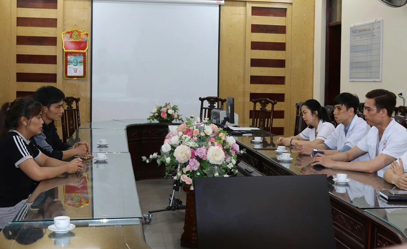 Người đàn ông đã đến Bệnh viện đa khoa tỉnh Nam Định xin lỗi nhân viên y tế