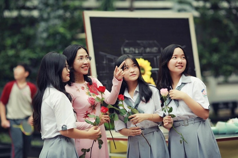 Giáo viên trường công lập được dạy thêm tại trung tâm ngoài nhà trường trong thời gian nghỉ hè nếu đáp ứng đủ các điều kiện theo quy định tại Thông tư 29/2024 của Bộ GD&ĐT. Ảnh minh họa