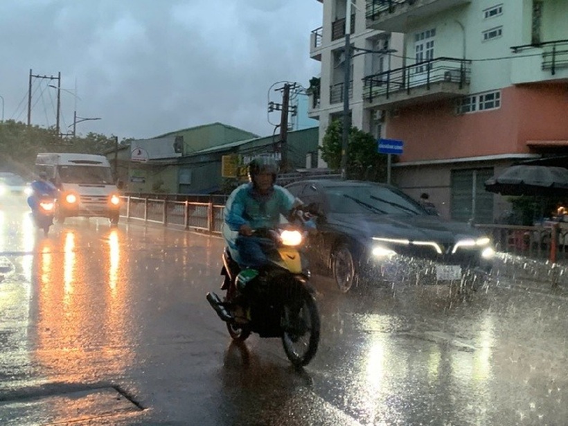 Mưa to trên khu vực TP Thủ Đức