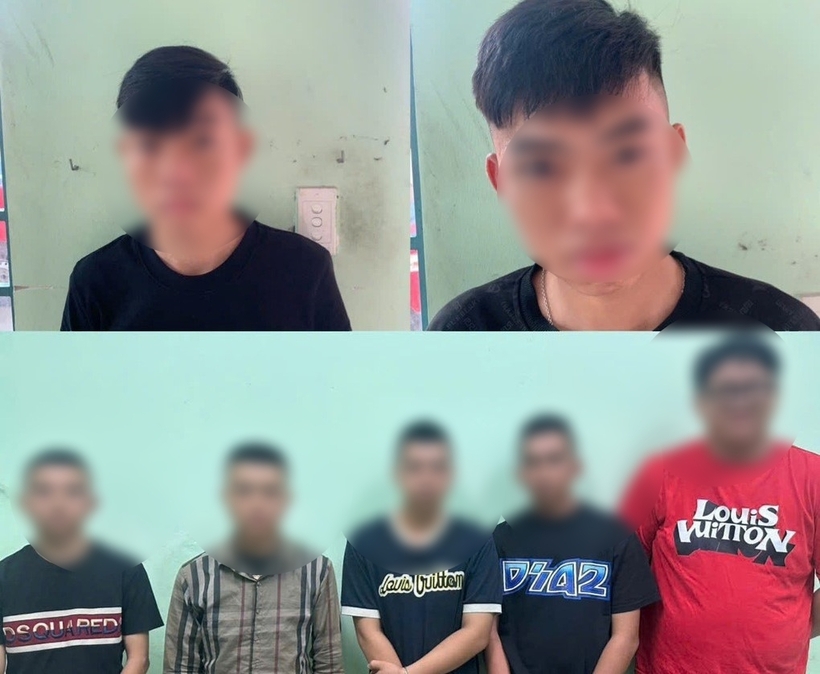 Nhóm 7 người bị mời lên làm việc. Ảnh: Dân trí