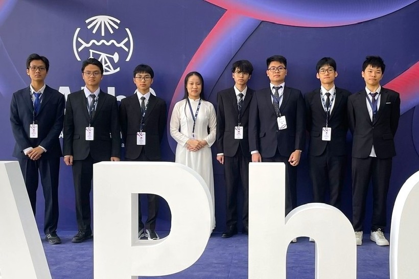 Học sinh Việt Nam giành 3 huy chương vàng Olympic Vật lý châu Á. Ảnh: Vietnamnet.