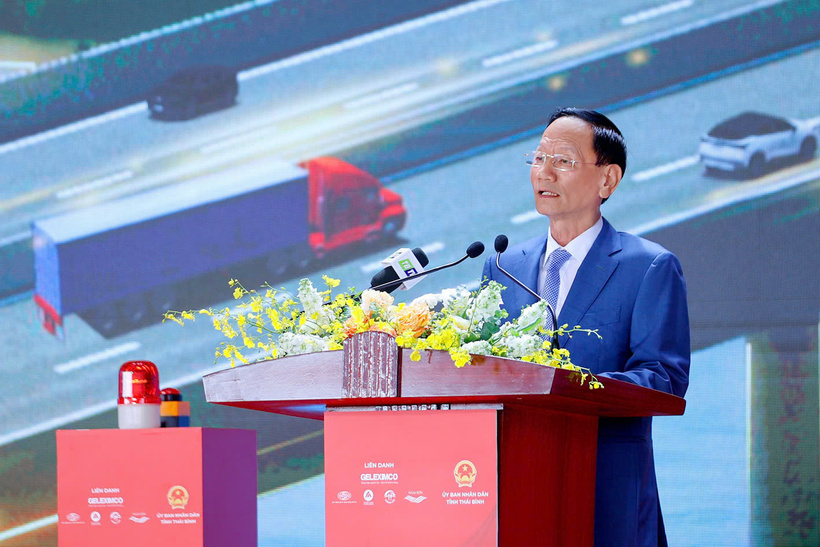 Ông Vũ Văn Tiền - Chủ tịch HĐQT, Tổng giám đốc Tập đoàn Geleximco phát biểu tại buổi lễ.