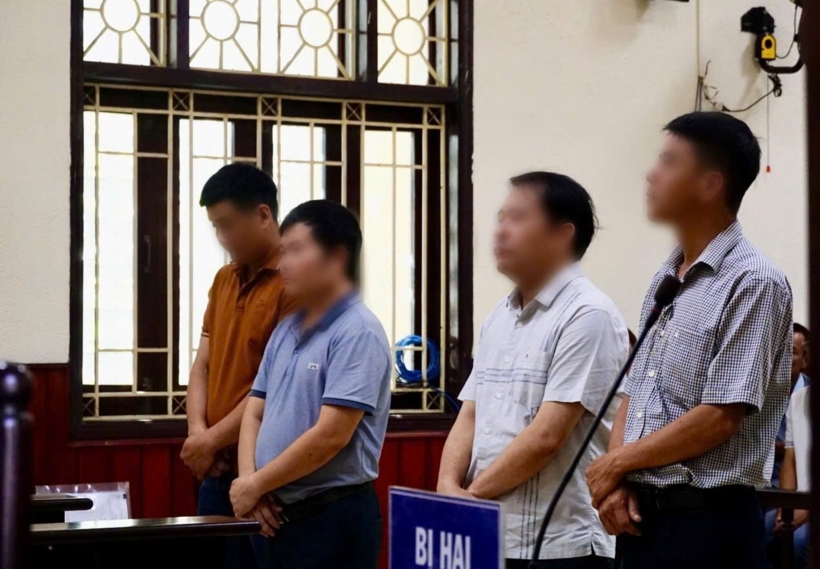 Các bị cáo tại phiên tòa. Ảnh: Công lý