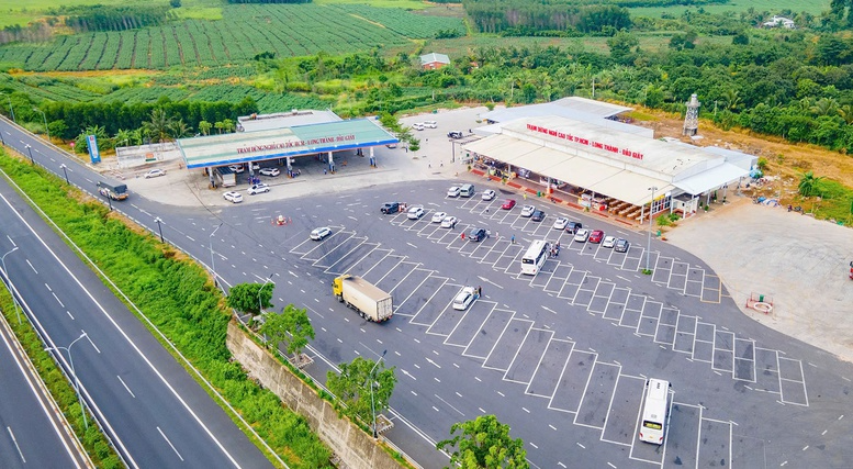 Cục Đường bộ Việt Nam, các ban quản lý dự án khẩn trương rà soát các hạng mục đã được đầu tư tại các trạm dừng nghỉ trên tuyến, nâng cao chất lượng phục vụ và an toàn cho phương tiện ra vào trạm dừng nghỉ