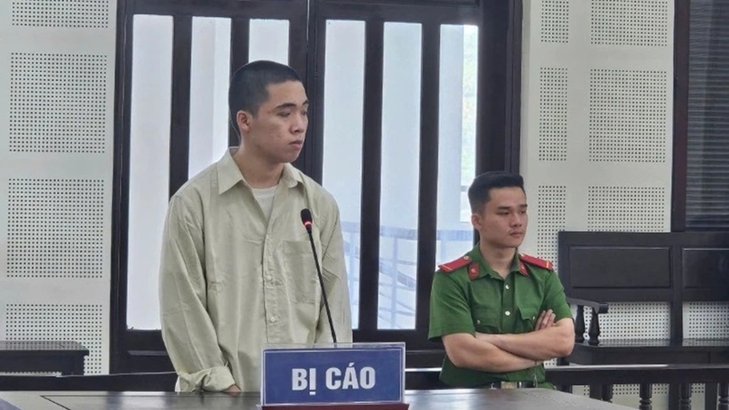 Huỳnh Công Toàn bị tuyên án 20 năm tù về tội mua bán trái phép ma túy. Ảnh: Báo Nhân dân.