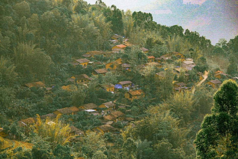 Làng cổ Thiên Hương