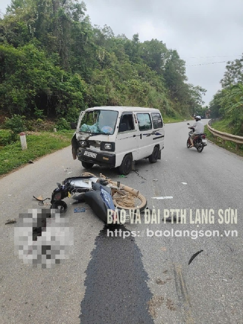 Hiện trường xảy ra vụ tai nạn. Ảnh: Báo Lạng Sơn.