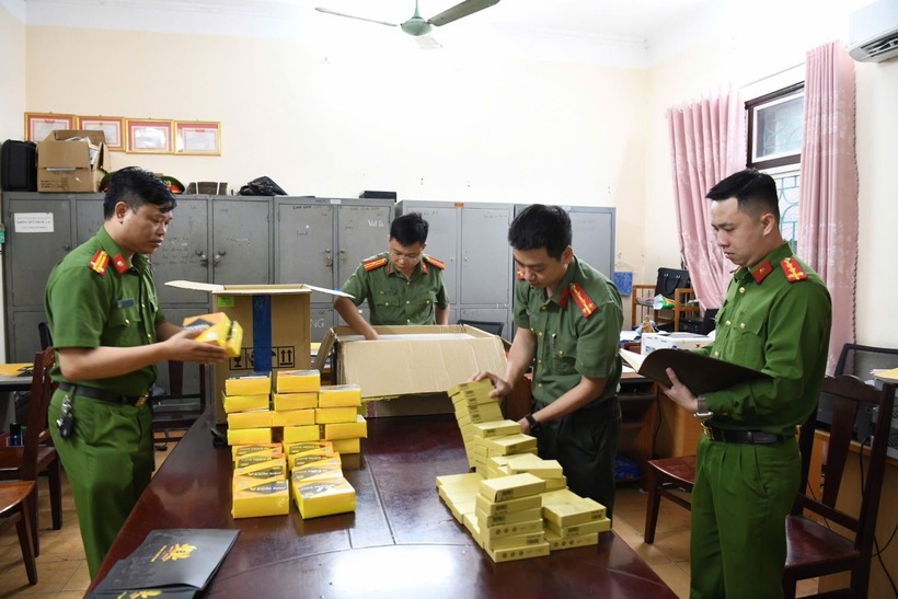 Cận cảnh sản phẩm chứa chất cấm trong đường dây đa cấp do Tất Văn Hào cầm đầu, vừa bị công an đánh sập - 4