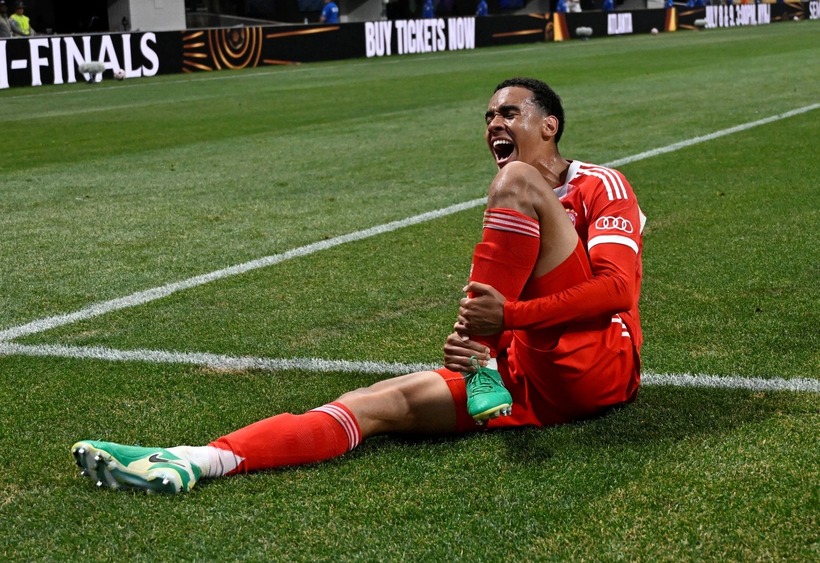 Tiền đạo Jamal Musiala bị chấn thương nặng trong trận đấu giữa Bayern Munich và PSG. Ảnh: Reuters