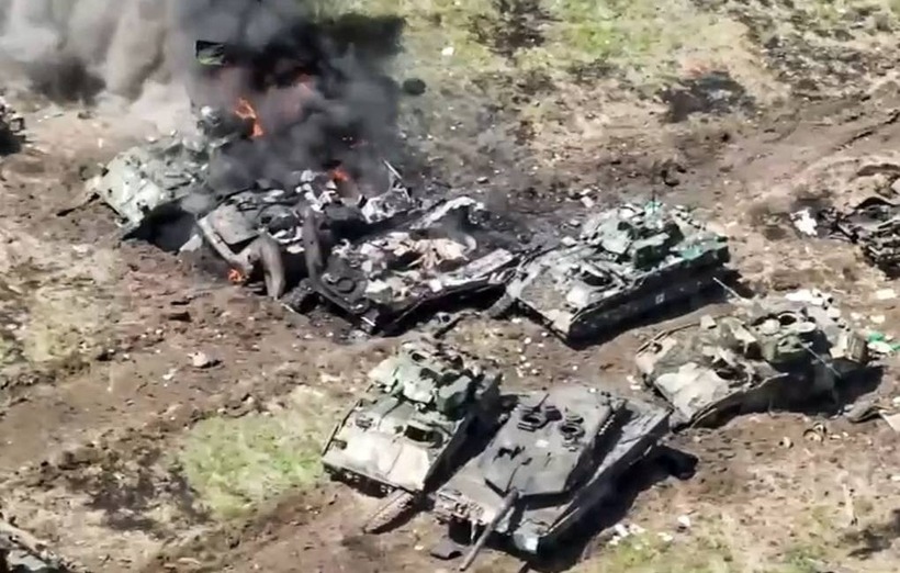 8.000 quân Ukraine sa vào "vòng vây tử thần" ở Donetsk. Ảnh: Tass